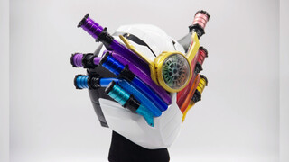 Kamen Rider pintar sekali, Kamen Rider jenius dalam membuat helm ya! Ya! Ya, pria botol energi itu s