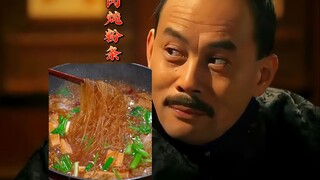 The waiter's eloquent speech brought a big smile to the general's face—truly saved an entire restaur