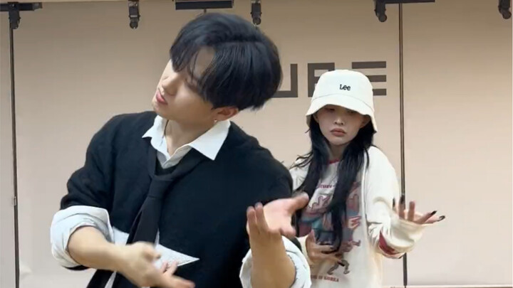 This is probably the strongest rap collaboration among fifth-generation male and female idols, right