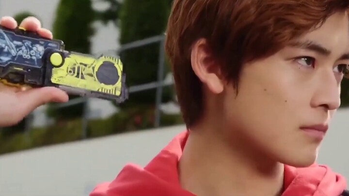 Insulting Kamen Rider?! Please get out of Station B!