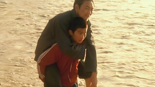 根据真人真事改编！农村娃为照顾瘫痪爸爸，背起爸爸去城里上学