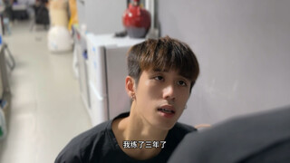 تحية للفيلم الرائع "لستُ إله الدواء" من خلال "لستُ إله الكرة"