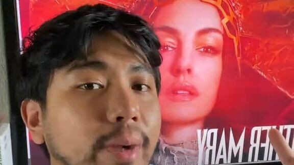 feeling gue ga bakal lama sih umurnya jadi kalo mau nonton mending buruannn 💨