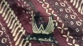 sarung largurda motif kesikan