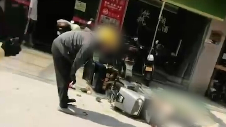又一个空调师傅从楼顶摔下 安全绳断了