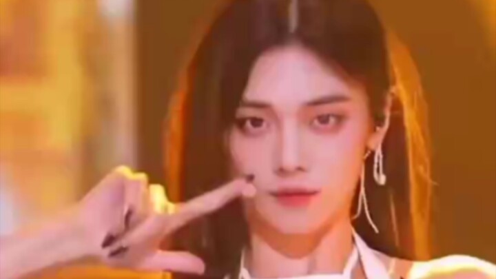 Al 【ชเวยอนจุน】 การเต้นเชอร์รี่
