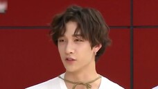【StrayKids】Bang Chan's personal skill to attract fans: Open your arms and you will turn into a seagu