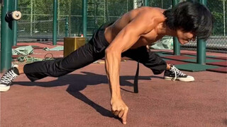 不想平庸，所以我加倍努力