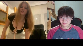 It's so spicy! Watching outfits is great! We should watch more! [International Awkward Chat]