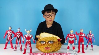 会说话的榴莲被杰克奥特曼打败，小泽闻着臭臭的榴莲吃起来却很香