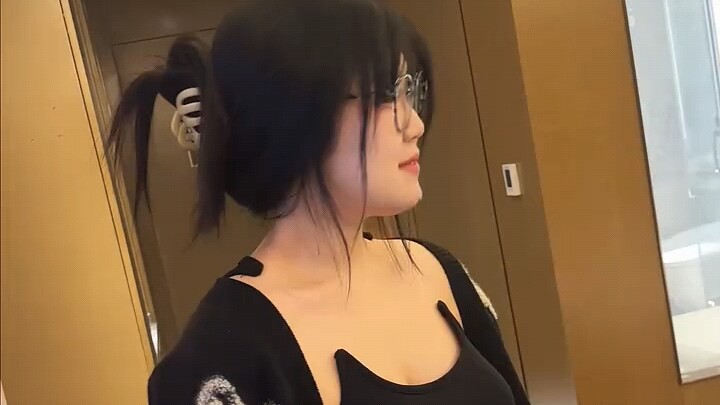 “Khoá típ khoá típ”