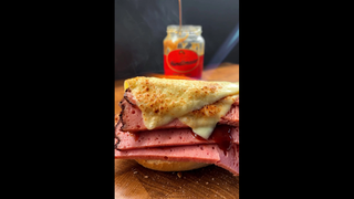 มีกี่ซอส