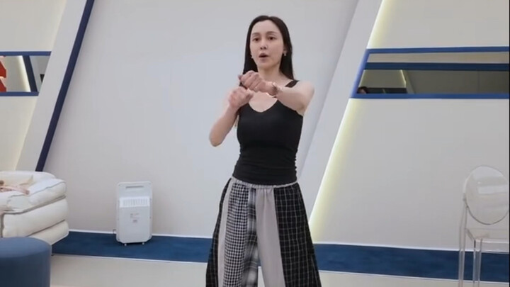 ฟ่านเหว่ยฉีส่งงานให้ทุกคนแล้ว!