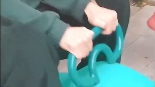 Vào ngày Quốc Khánh, những người dẫn chương trình ảo đã kết hôn của bạn đang làm gì? ?
