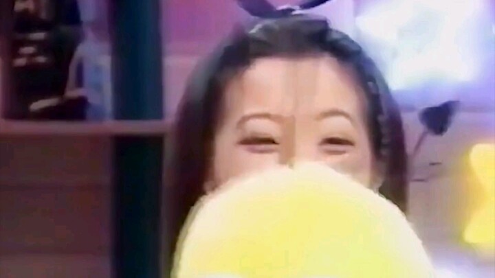 คิมฮีซอนเห็นเขาแล้วดีใจจนกระโดดโลดเต้น!!!