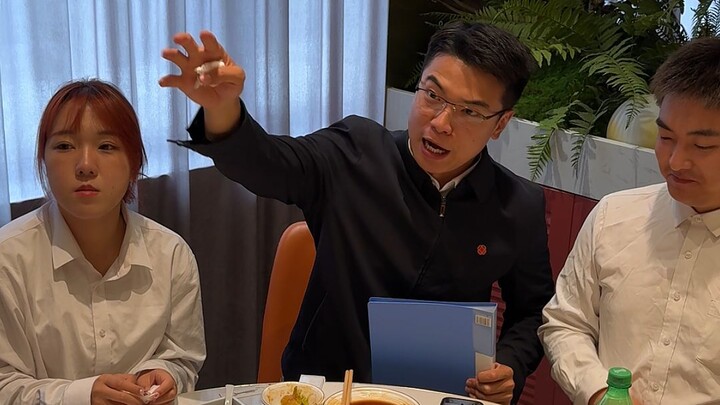 مع زعيم مثلي، مت تعود إلى المنزل؟