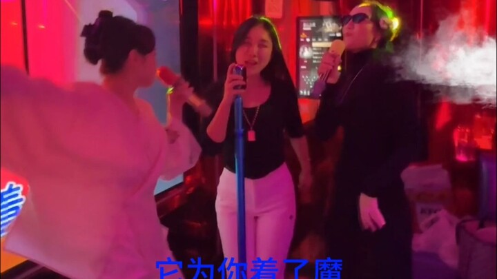 What’s it like hitting KTV with a squad of dramatic divas?