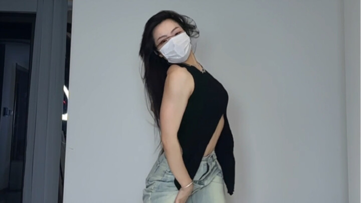 Nếu bạn nhớ tôi trong năm mới, hãy gọi cho tôi. Số điện thoại không thay đổi. Số từ CCB #里里里唱舞 #阿寻唱舞