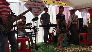 Cô Gái Xinh Đẹp Hát Bài 10 Ngón Tay Tinh Yêu Remix Quá Hay Cung Vũ Đoàn Lung Tung | Drum Ni Ni