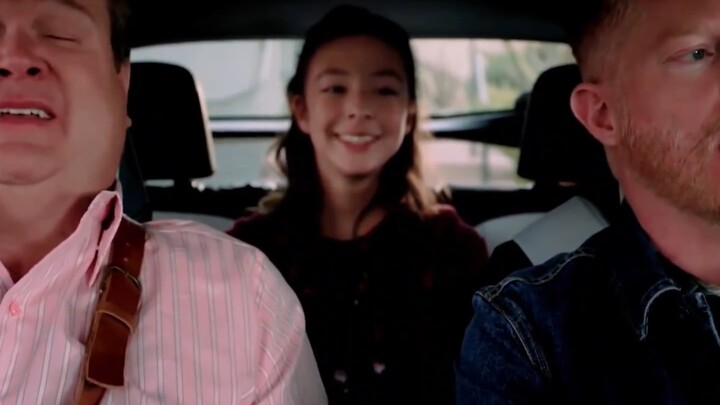 สองคุณพ่อเกย์เลี้ยงลูกสาวหัวแข็งคนหนึ่ง!