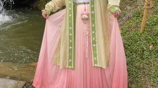 When I, a 160-pound man, told my parents I wanted to wear Hanfu to work (2)