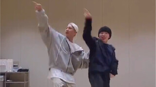 I want to stand shoulder to shoulder with hozi^_^