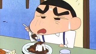 Meiya Xiaoxin mengantri untuk makan kari India dan sangat jijik hingga dia muntah