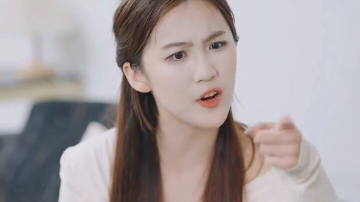 当00后当了妈妈，主打一个苦了孩子快乐自己