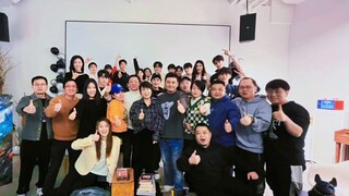 [Youth Singing] The celebration party is coming soon