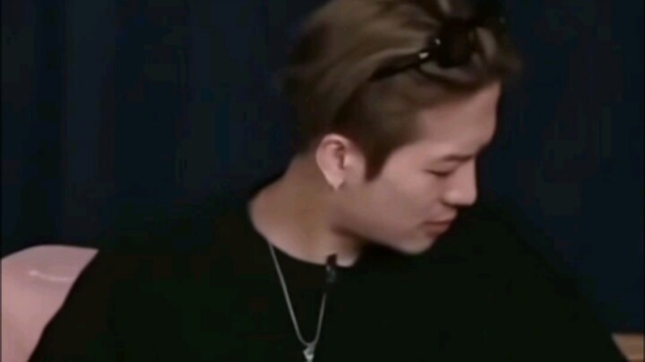 Jackson Wang: Kamu berani menipuku, hm!