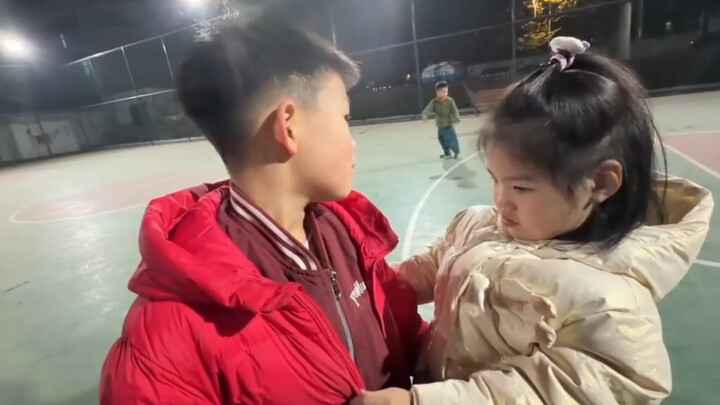 Because her older brother neglected her while playing soccer with his classmates, the little sister 