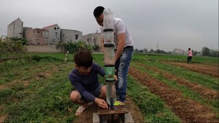 Hưng Troll _ Chế Tạo Và Chơi Tên Lửa Nước Từ 3 Chai Coca Cola