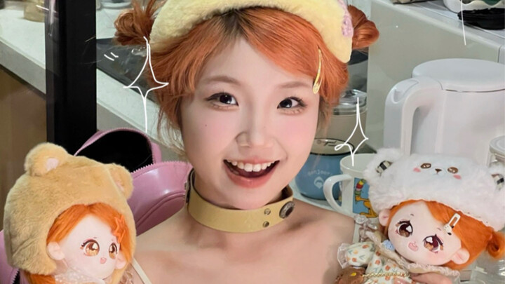 O.o Thật là giả à? Một con búp bê giống hệt tôi