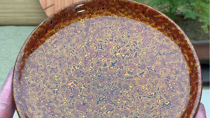 又是一年多的等待，五十多层变涂堆积，终于等来了想要的花纹，大漆，终究不负时光～#大漆 #漆器 #老手艺 #非遗 #手艺人