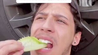 吃一口生菜讲一个大道理的情感导师，都让你懂完了...