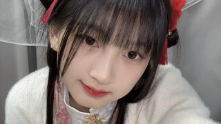 Robbery, hand over the coins