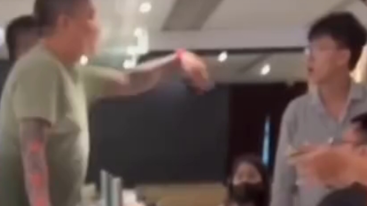 Holy cow, a violent clash breaks out at the restaurant!