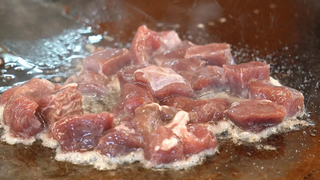 Shilin Night Market ร้านเทปันยากิชื่อดัง - สเต็กริบอาย │ อาหารข้างทางของไต้หวัน