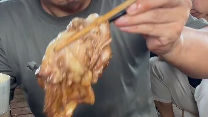 วันนี้หัวหน้าทำเมนูหมูตุ๋น