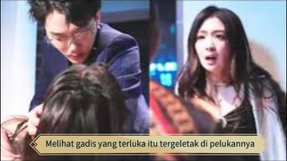 Melihat gadis yang terluka itu tergeletak di pelukannya, CEO yang biasanya tenang tiba-tiba panik.