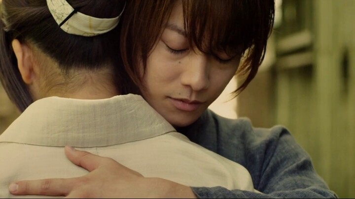 Potongan Klip Percintaan Kenshin dan Kaoru dalam "Rurouni Kenshin"