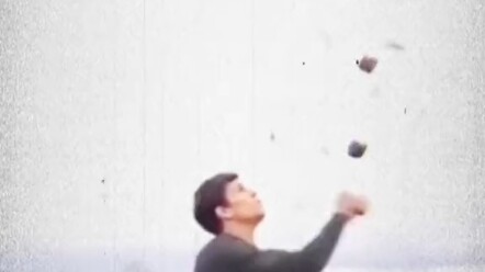 Kenapa kamu menyembunyikan perkembanganmu dariku?