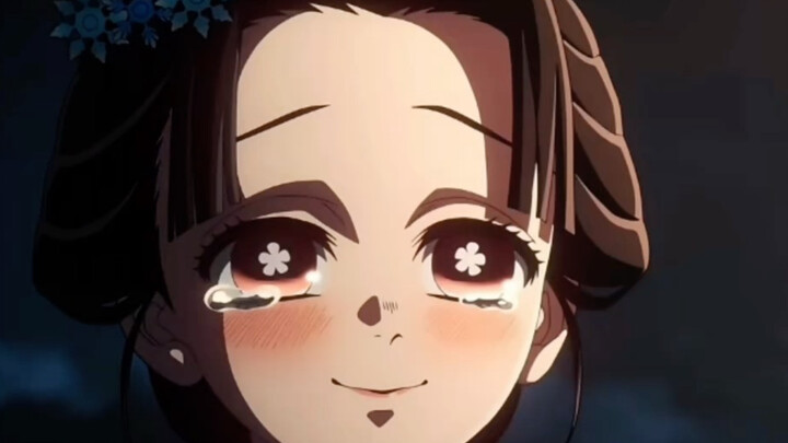 Is it Lianxue's strength that’s too great, or is the doghouse just too small?