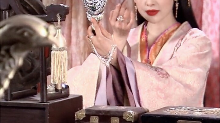 Hilarious!! Watching too many cringey dramas!! Even the cheesy shows from ten years ago seem watchab