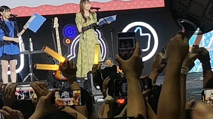 Soyorin bị mọi người trêu chọc