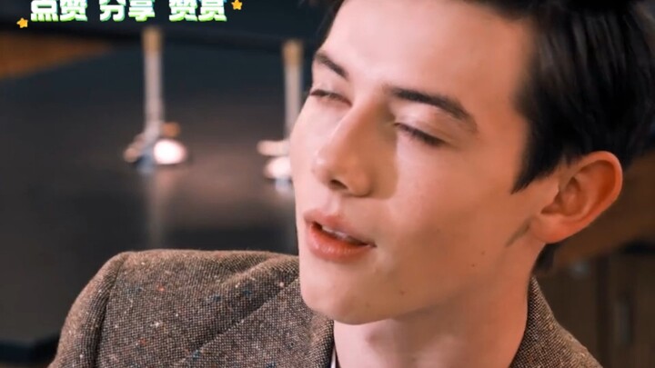 “Who can relate? The moment he stepped onto that box, he was so freaking handsome!!! #I’mtheTallestG