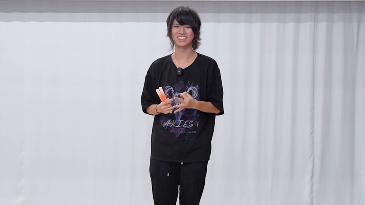 【WOTA Art Basic Course 1】A unique fluorescent stick dance!? Learn the basic process of otaku art in 