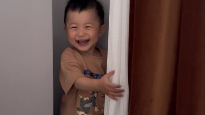 Hide-and-Seek Master