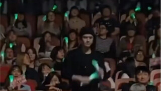 【อู๋ซื่อฮุ่น】อู๋เอ๋อร์ เจ้าสามารถนั่งลงได้แล้ว สองคนข้างๆ เกือบจะสร้างวิลล่ากันแล้ว