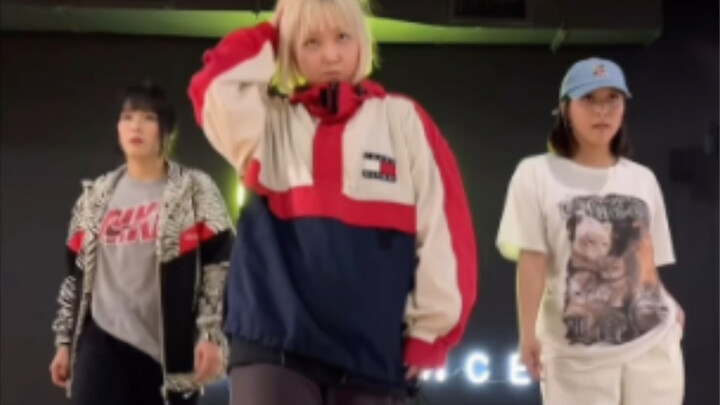 【พักซอนยอนลูน่า｜เต้น】หล่อมากเลย SWAG ลูเปิดตัวแล้ว เต้นกับมิน